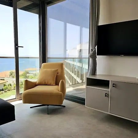 Romantic Sea And Chios View Flat Апартаменты Кешме